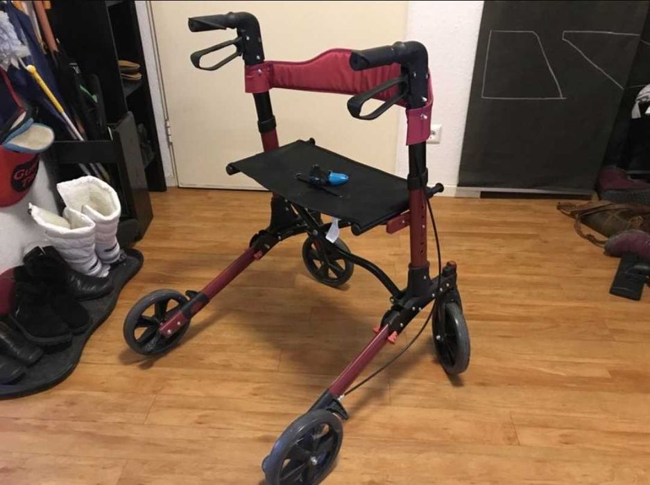 Ходунки / Ролатори