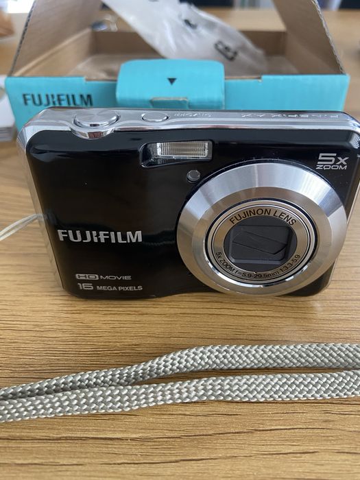 Aparat Finepix AX 650