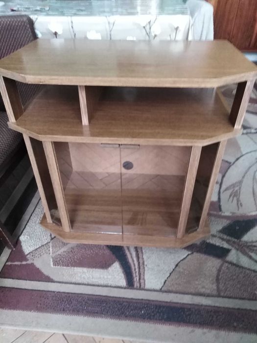 Szafka pod sprzęt RTV