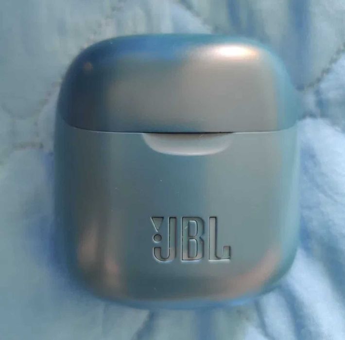 блютуз jbl tune 220