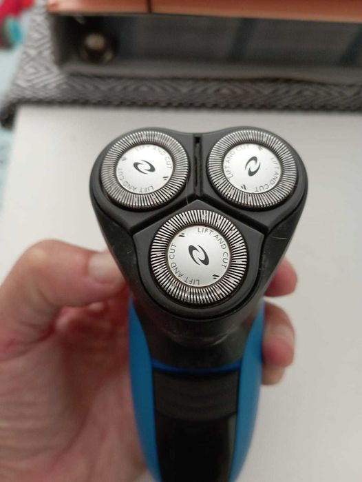 Máquina Barbear Philips