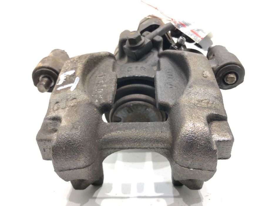 ZACISK LEWY TYŁ  VW PASSAT B8 (3G2, CB2) 2014 - 2022 1.4 TSI 110 kW [150 KM] benzyna 2014 - 2022