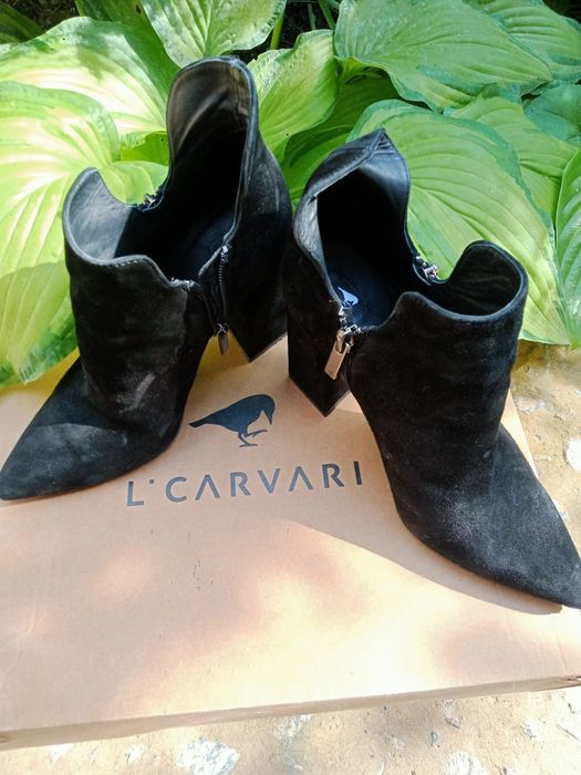 Ботильйони L Carvari, 38 розмір