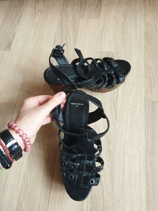 Чёрные кожанные туфли