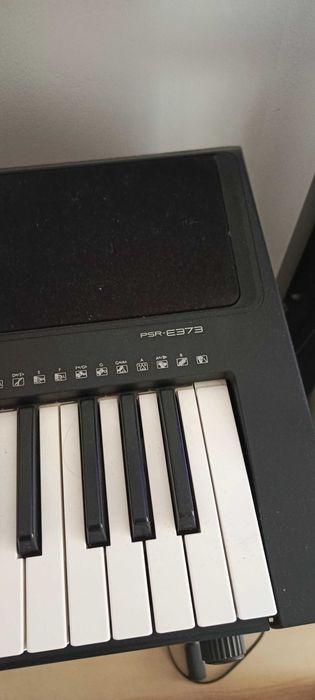 Keyboard Yamaha PSR-E373