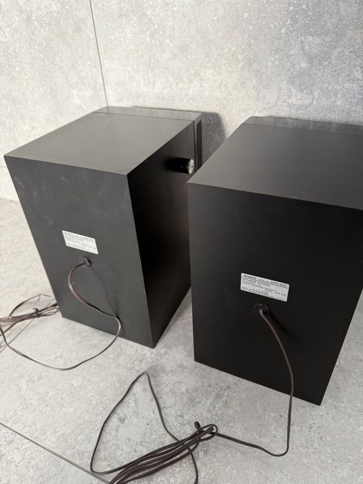 Kolumny  Sony APM-205