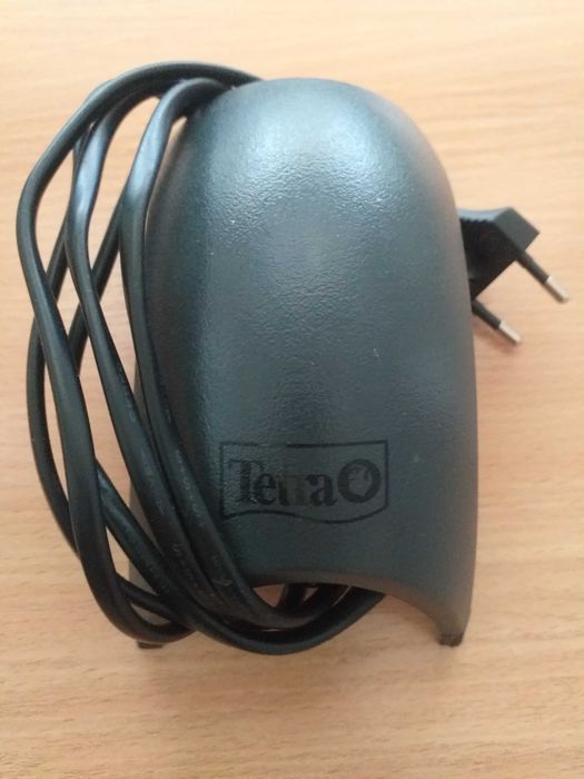 Napowietrzacz do akwarium Tetra Aps - 100