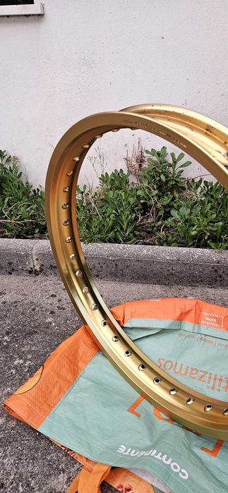 Aro dourado Honda R21 x2.15