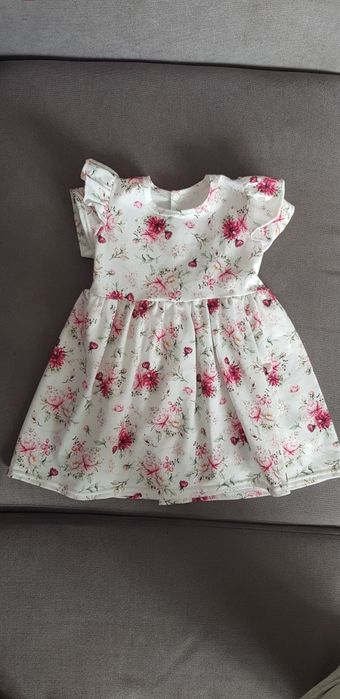 Sukieneczka w kwiaty rozm.86