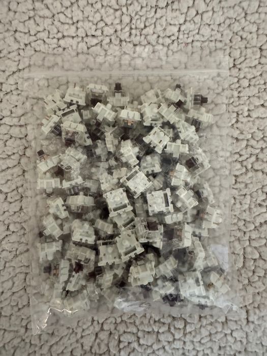 Glorious - Gateron Switches - Brown - 120x