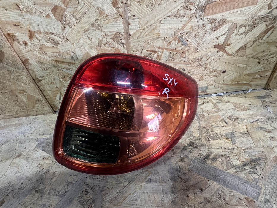 Стоп задній правий ліхтар фонарь suzuki sx4 сузукі