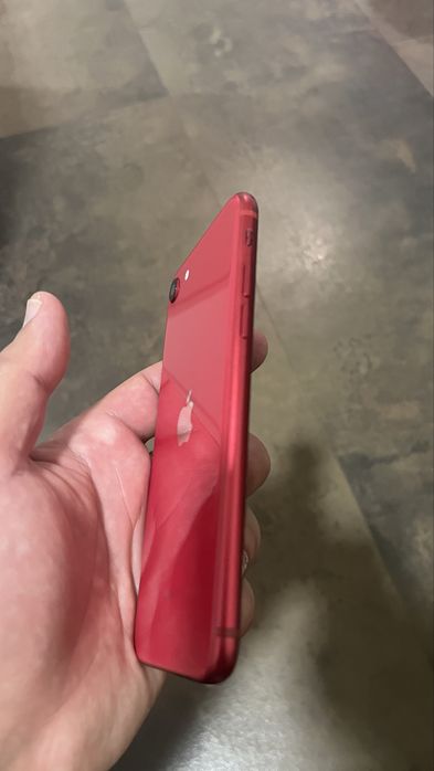 iPhone SE 2ª Geração 64GB Vermelho