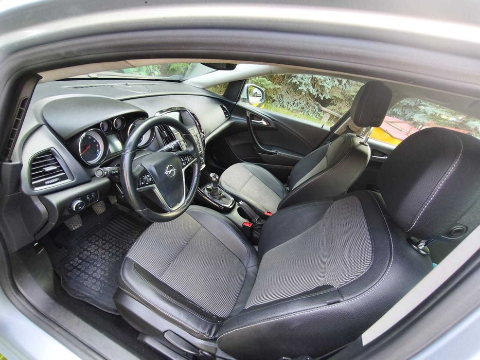 Opel Astra 1.4 sports tourer benzyna kombi