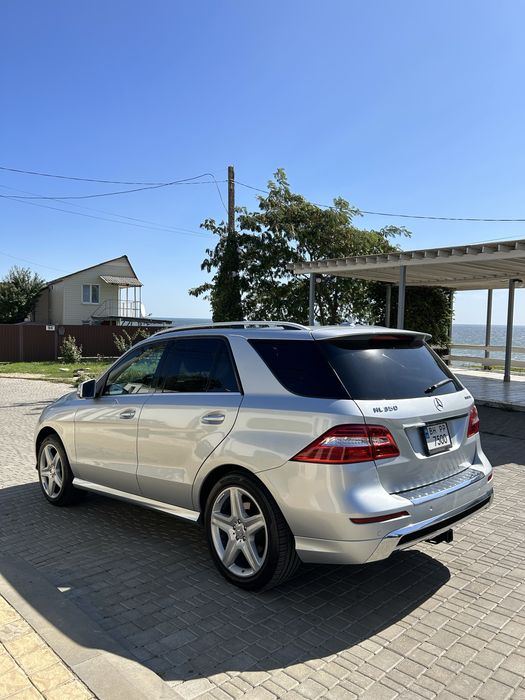 Продам свій дизельний Mercedes ML 350