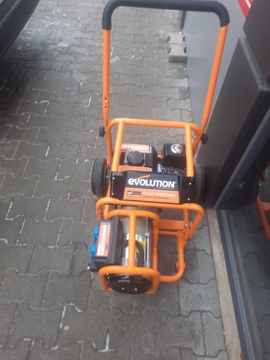 Evolution генератор