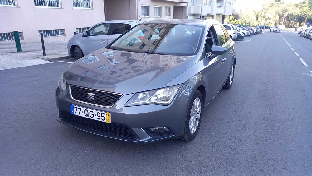 Seat Leon 1.6TDI 105cv AC  2015