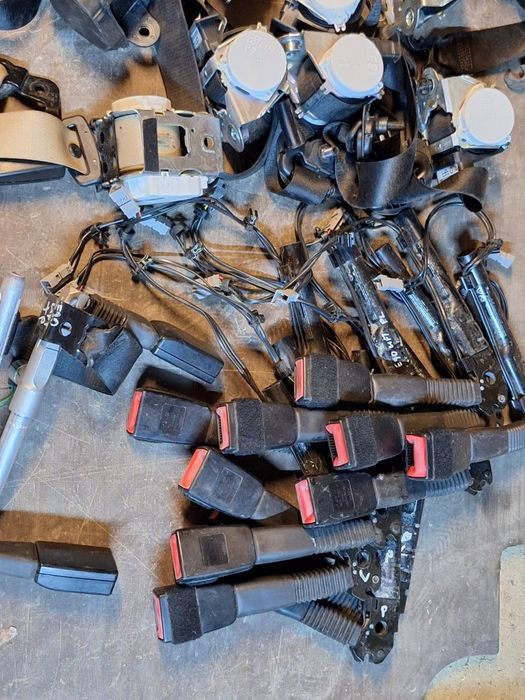 Пасок, ремень безпеки, натягувач паска безпеки бмв bmw e81,87,90,f25