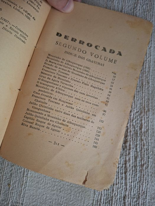 Livros antigos história de Moçambique