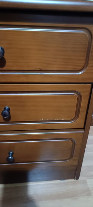Mesa de cabeceira madeira maciça cerejeira
