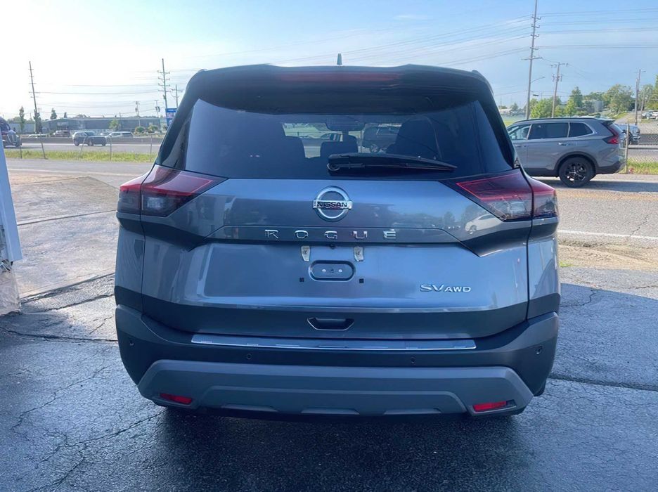 Nissan Rogue      2021