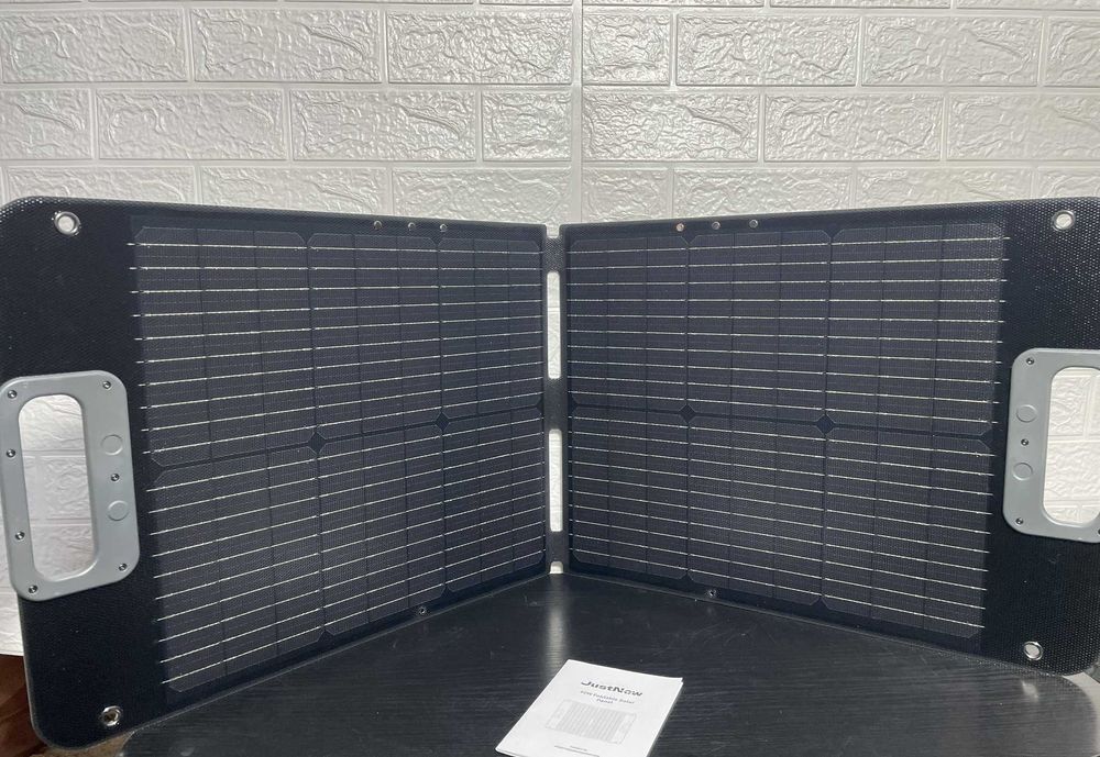 Портативна сонячня панель JustNow SP-60 Solar Panel потужністю 60 Вт
