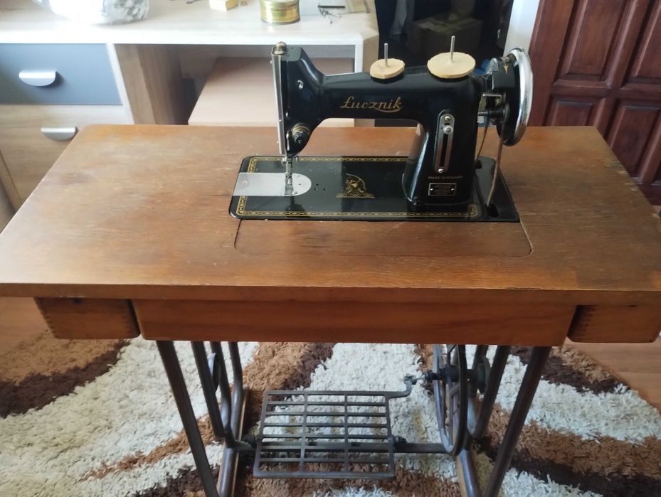 Maszyna do szycia Łucznik