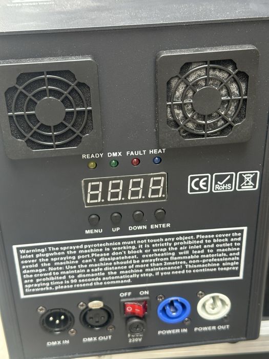 2x Iskrownik sceniczny Cold Spark DMX + skrzynia transportowa CASE