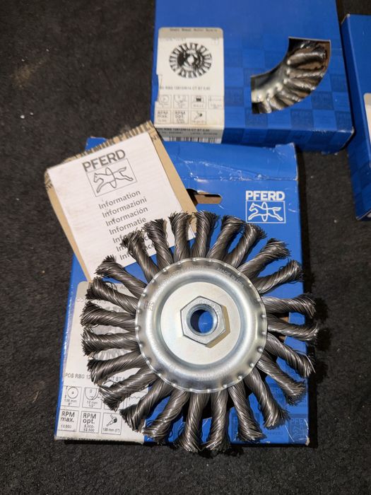1 escova circular trenzada PFERD