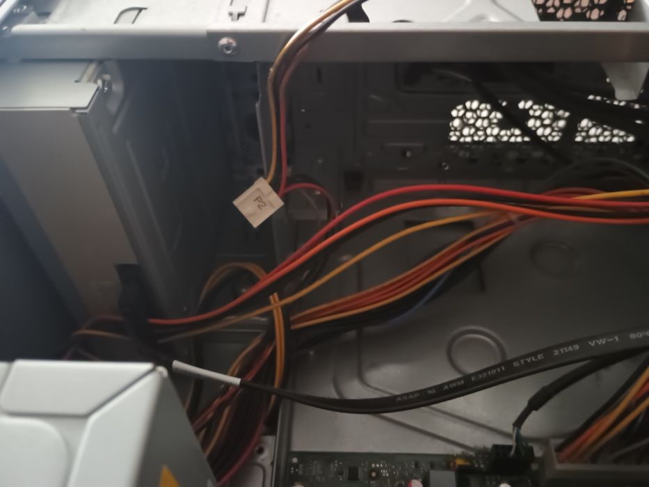 Fujitsu Esprimo P400 brak twardego dysku HDD
