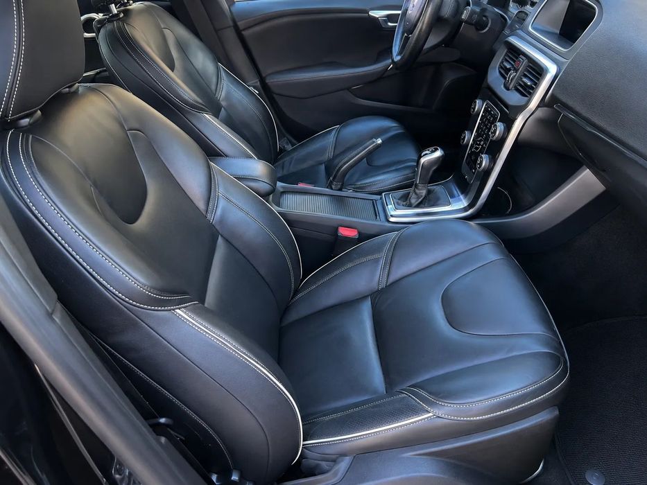 Volvo V40 D2 RDesign