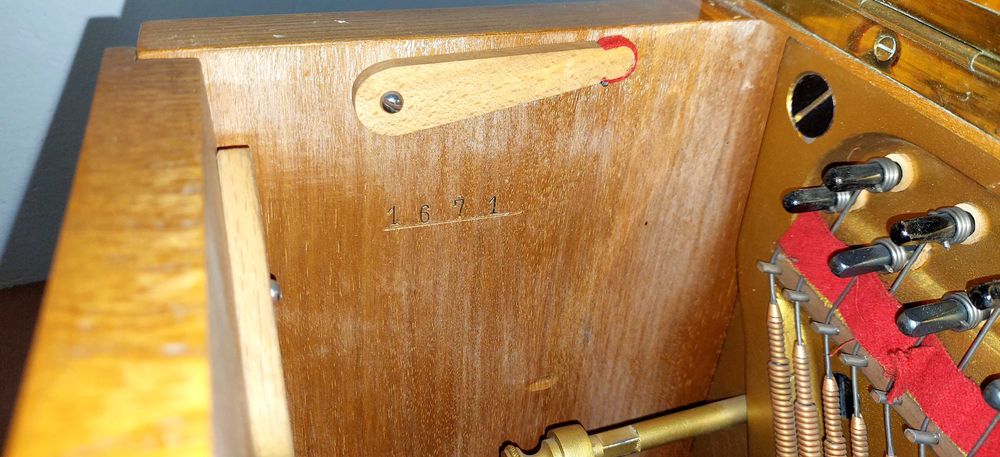 Pianino Nordiska Pianofabriken