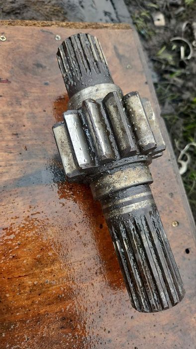 Шестерня велика шестерня мала корпус коленвал кабіна брус тнвд МТЗ 240