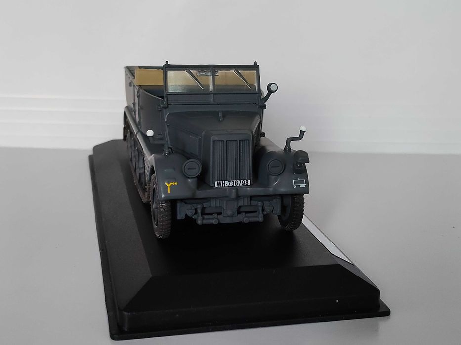 Samochody Wojskowe II Wojny Światowej Sd.Kfz 11 - skala 1:43