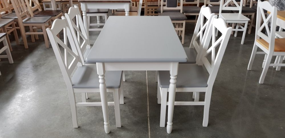 Zestaw stół+ 4 krzesła  do kuchni restauracji  baru Producent nowy