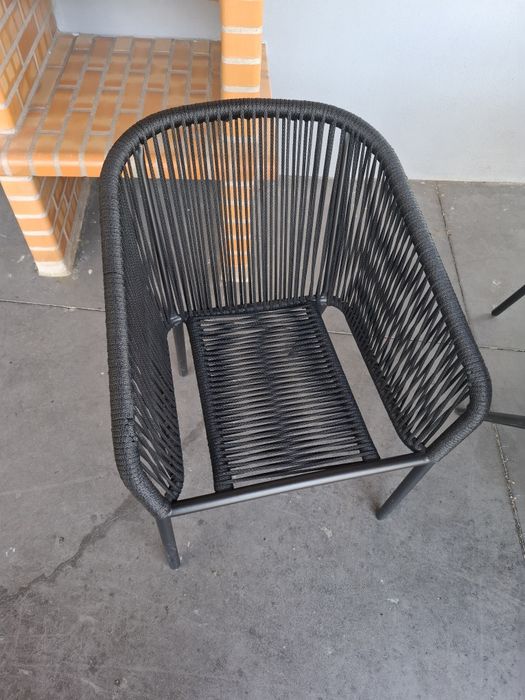 Conjunto Mesa de Vidro com 6 Cadeiras – COMO NOVO – 500€