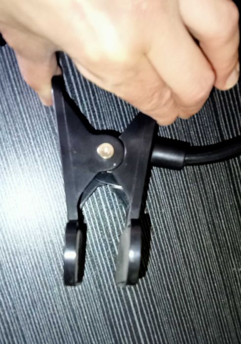 Suporte flexível para telemóvel