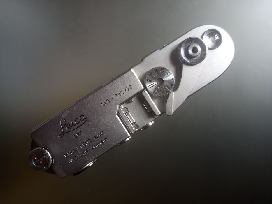 Leica M3 double stroke 1955, inclui visor 35mm e bolsa