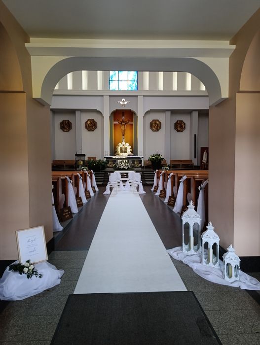 Dekoracje ślubne w Kościele