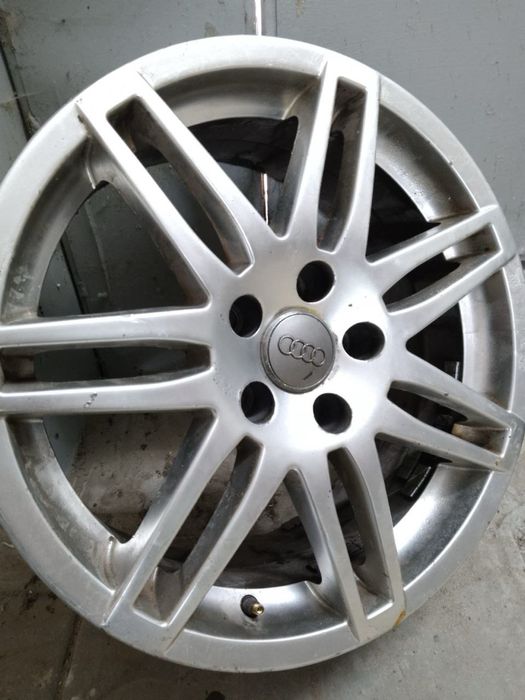 Диски в комлекті