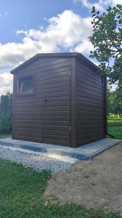 Domek narzędziowy 2,5m x 2m