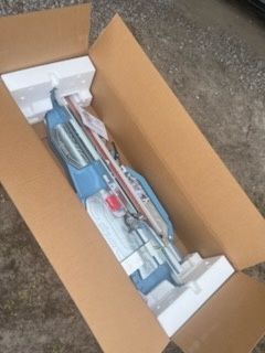 Przecinarka ręczna do płytek