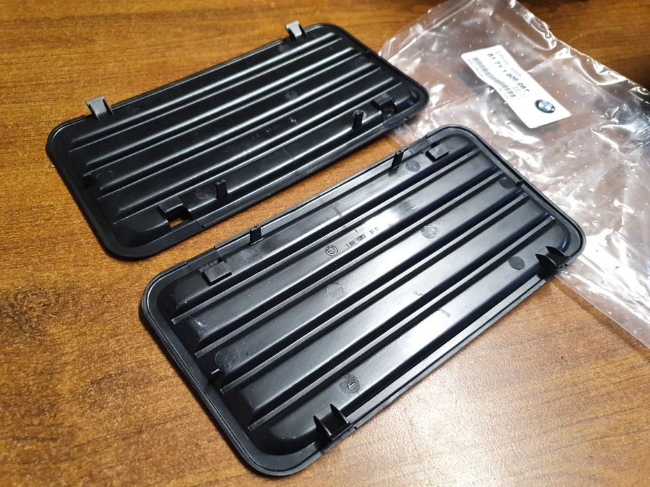BMW E30 Zaślepki Halogenów Wąska Lampa Przedlift 1.906287 Części BMA