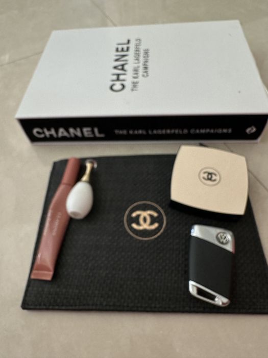 Kosmetyczka styl raffia saszetka Chanel