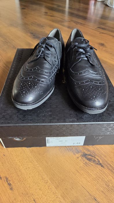 Шкіряні чоловічі туфли