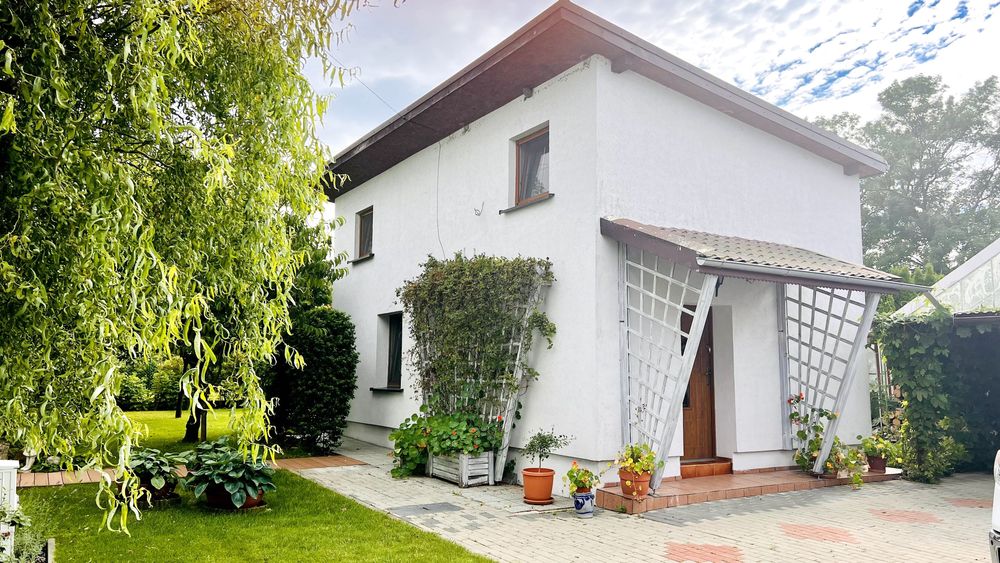 Domek 2-piętrowy 100m/2