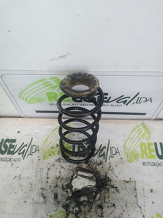 Mola de suspensão trás esquerda OPEL Corsa D