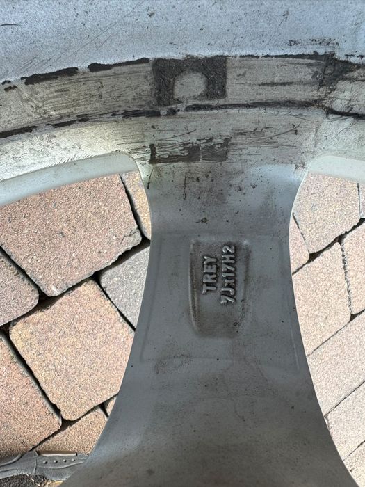 Felgi aluminiowe 4 szt DEZENT