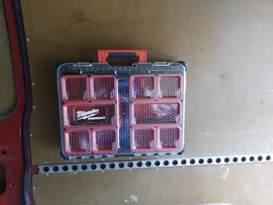 Mocowanie na ściane Milwaukee Packout uchwyt zaczep adapter