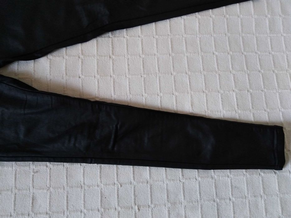 Calças Elásticas Imitação Pele Negras Diker Jeans S/36