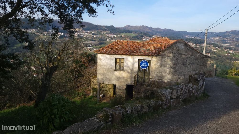 Quinta no Douro c/ 3 Ruínas (301m² ABC) e Frente Rio